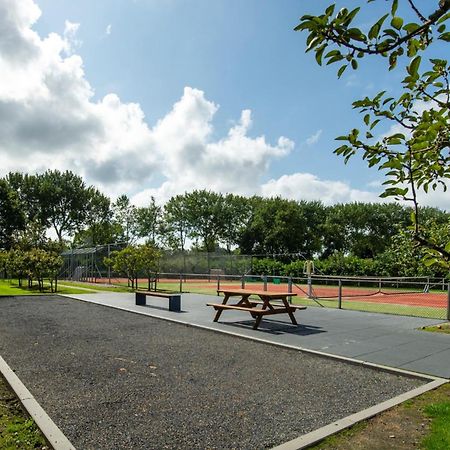 Vakantiehuis Buitenplaats Schouwen Burgh-Haamstede Bagian luar foto